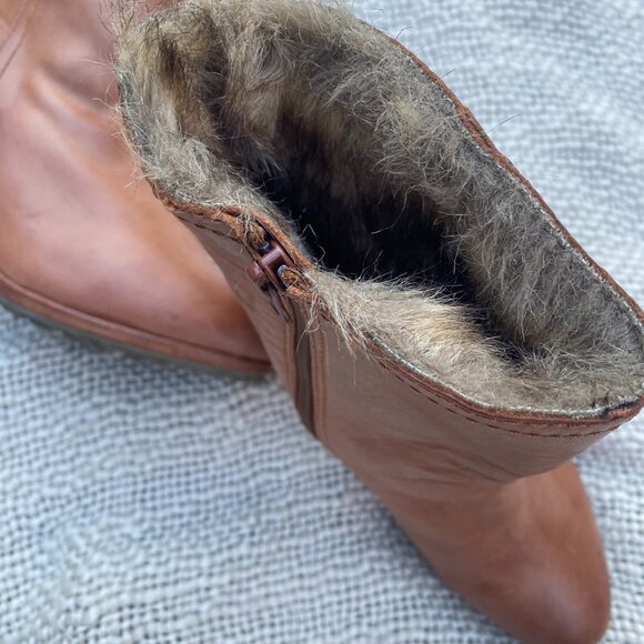 Calvin Klein Odelle Y2K tan leather faux fur lined wedge boots 9.5 - Picture 6 of 11